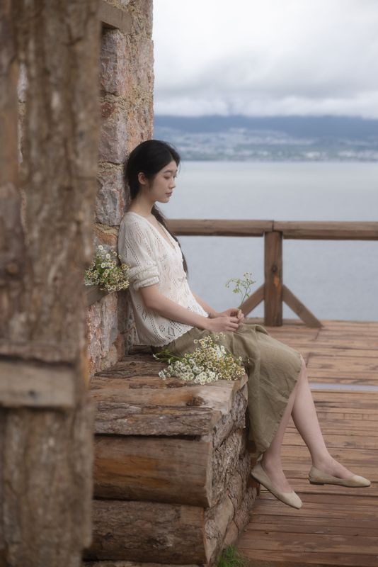 费里妮妮 – 《我在风花雪月里等你》[28P]