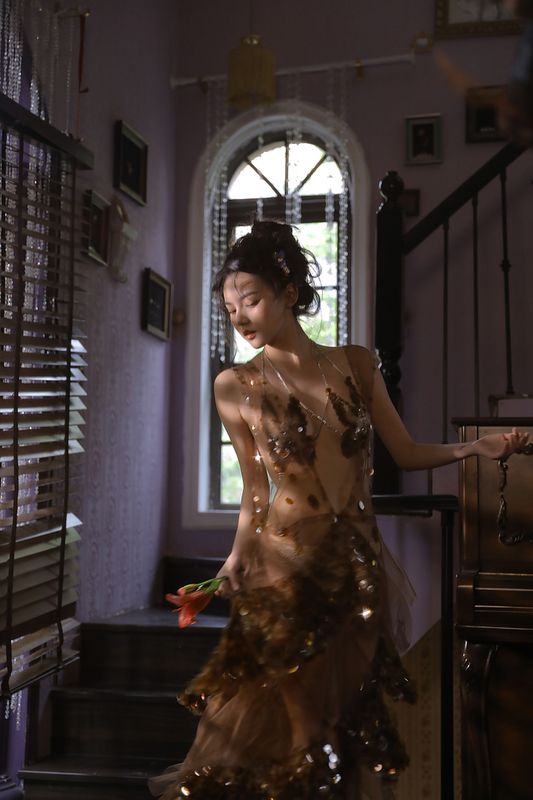 Fifi轩- – 《碎落的金色》[16P] - 机器猫次元