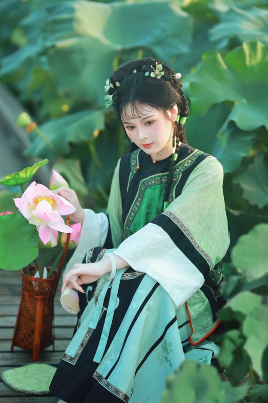 6161 – 《夏雨荷》[16P] - 机器猫次元