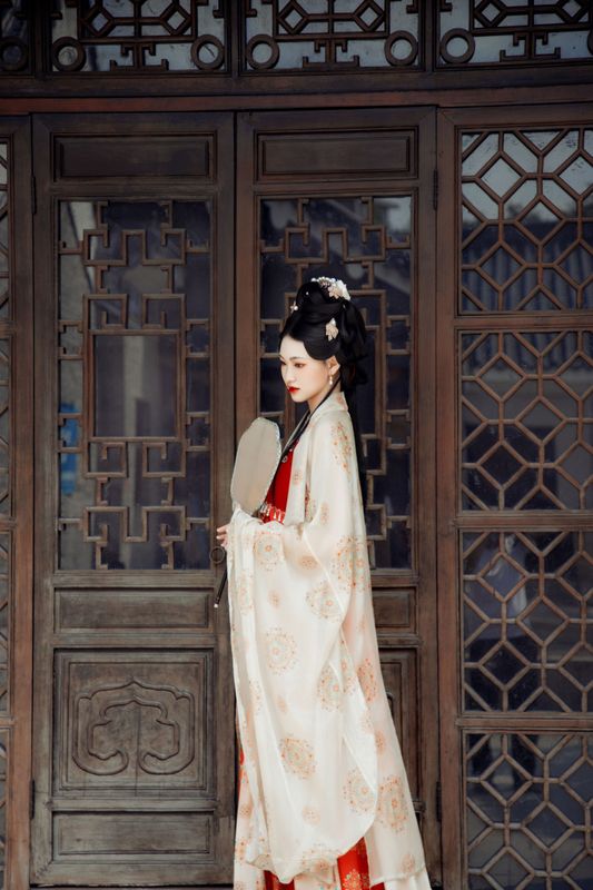 花怜 – 《惹红尘》[19P] - 机器猫次元