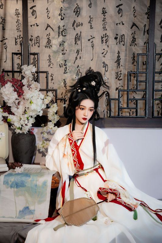 晓欣 – 《铜雀台》[18P] - 机器猫次元