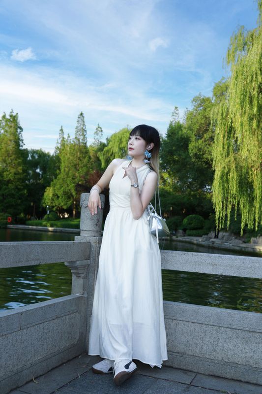 秋水 – 《济南大明湖写真》[40P] - 机器猫次元