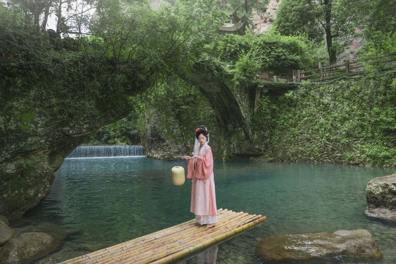 背多分 – 《灵峰古意》[18P]