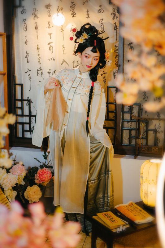 三七 – 《清汉女》[26P]
