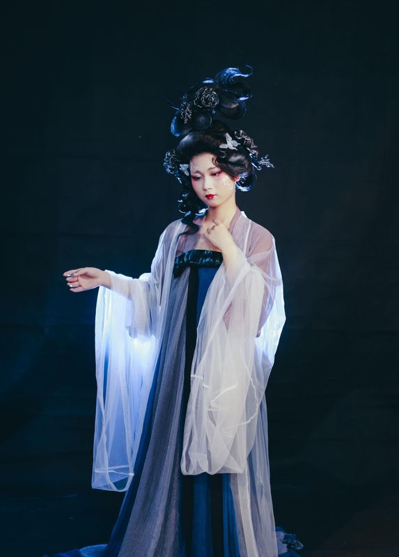 薇蓝 – 《黑山老妖》[50P] - 机器猫次元