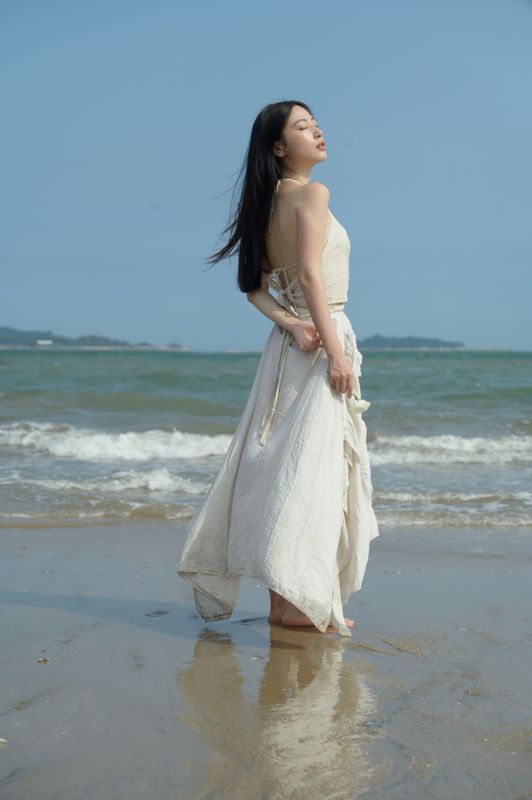 依依 – 《自由是海的语言》[29P] - 机器猫次元