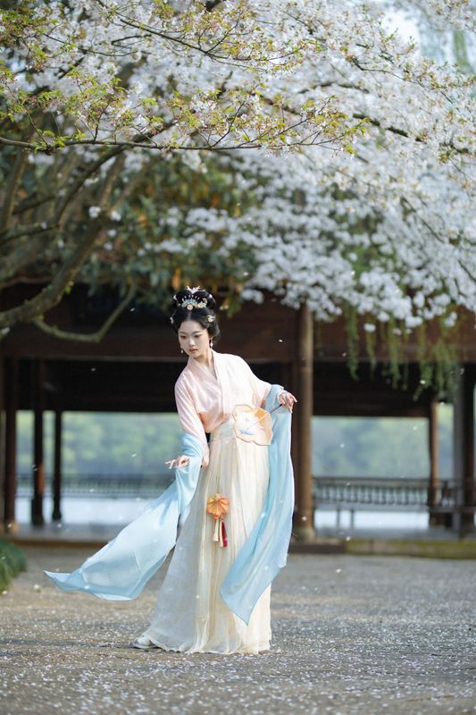 汀贰 – 《樱花汉服》[13P] - 机器猫次元
