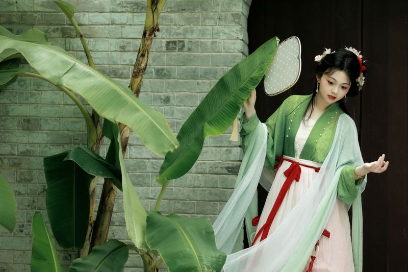 谨陬捌 – 《蕉叶潇潇》[14P] - 机器猫次元