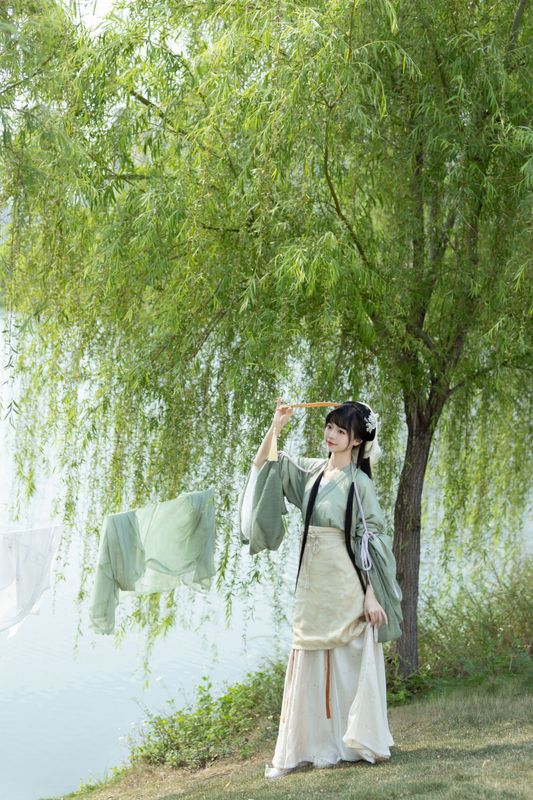 是只琳 – 《一溪新绿》[14P] - 机器猫次元