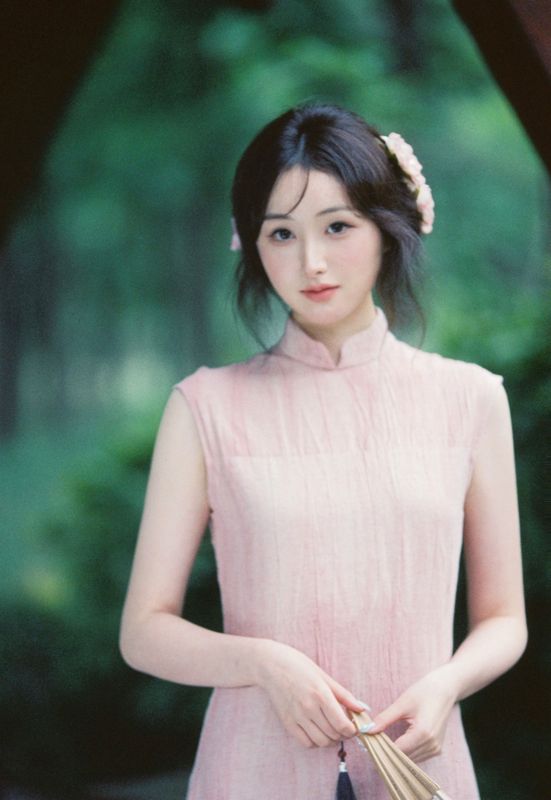 山山花桃 – 《往事流转在你眼眸》[16P] - 机器猫次元