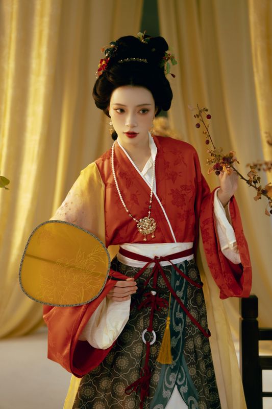 桃迟 – 《仕女图|一穗灯花似梦中》[13P]