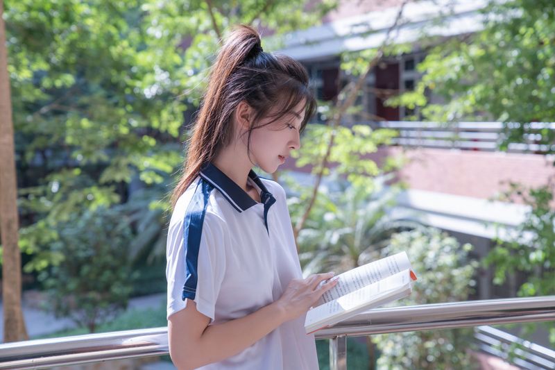 小鹿 – 《蓝白校服里的青春图鉴》[41P] - 机器猫次元