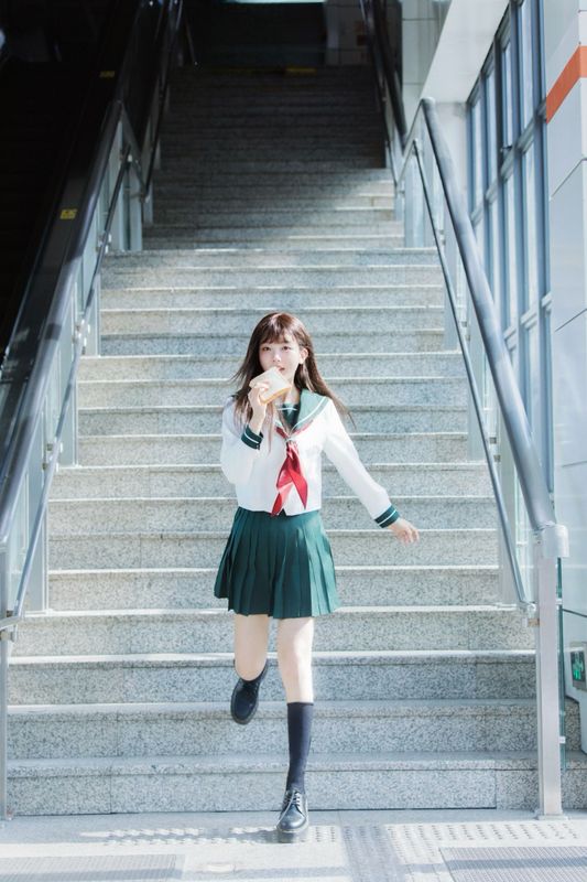 – 《地铁女孩》[29P] - 机器猫次元