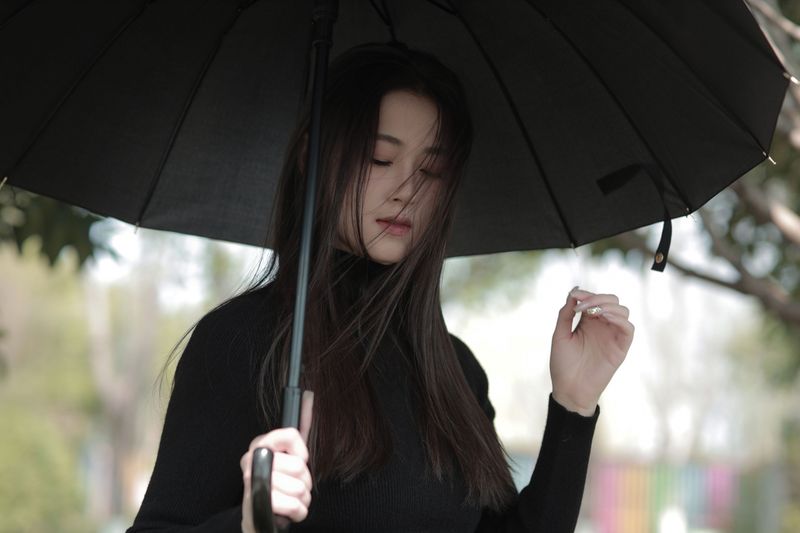 予晗 – 《黑色心事》[30P]