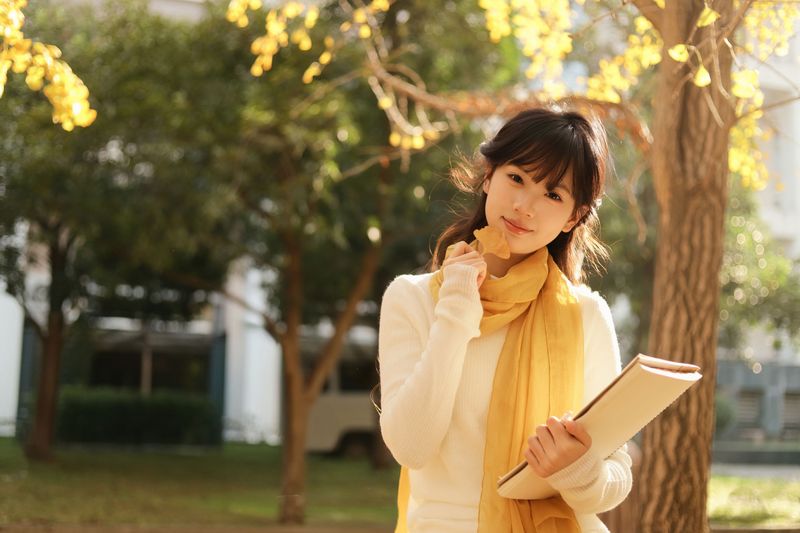 苗苗 – 《秋日银杏》[20P] - 机器猫次元