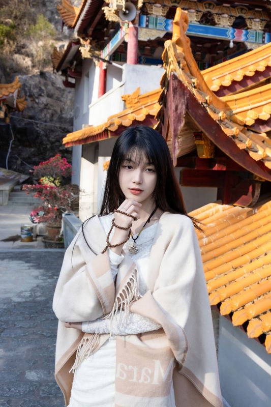 小鱼饱饱 – 《念念有望，礼佛》[27P]