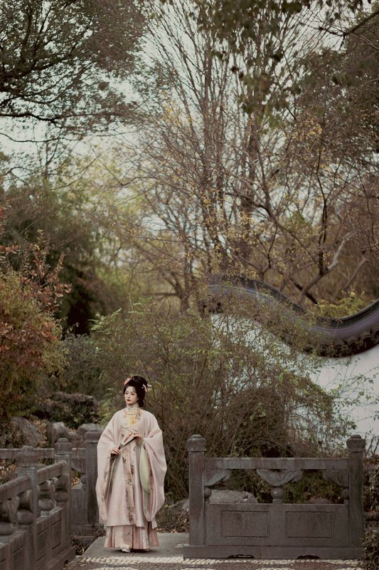 璐璐haley – 《江南晚秋》[36P] - 机器猫次元