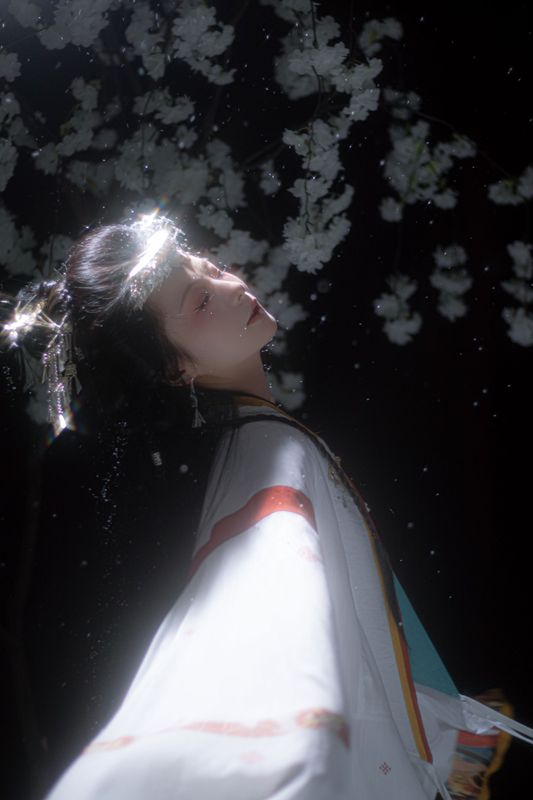 蔸小黄鸡 – 《我离不开神山》[9P] - 机器猫次元