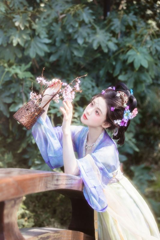 康渝茜Niki – 《眸映星光，步步生花》[35P] - 机器猫次元