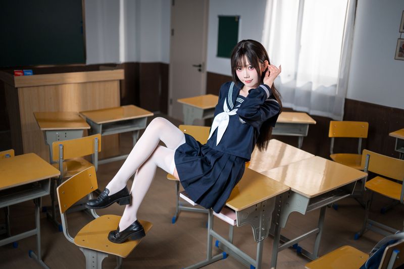 万鲨鲨 – 《JK少女》[12P] - 机器猫次元