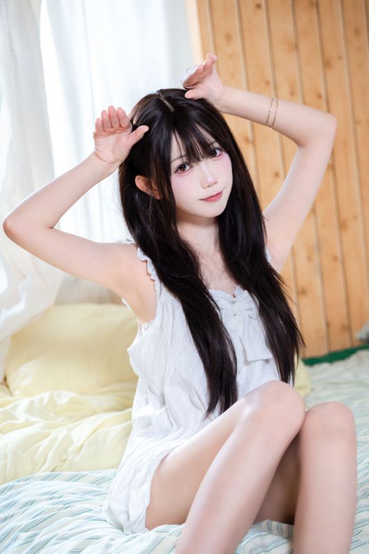 万鲨鲨 – 《居家少女》[11P] - 机器猫次元