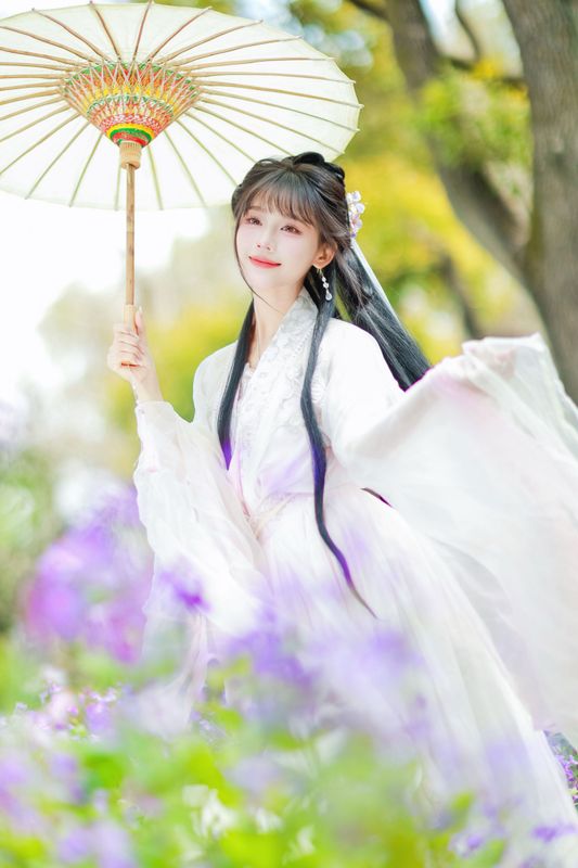 《二月兰️白汉服丨坠入紫色雾境的国风仙女》[67P] - 机器猫次元