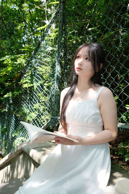 《白裙少女爱学习》[32P] - 机器猫次元