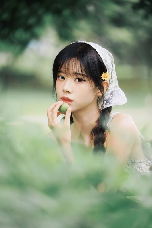 《绿野森林｜少女田园系碎花裙写真》[12P] - 机器猫次元