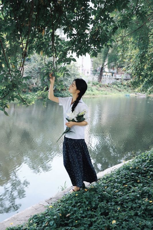 《旧时光里，那束白百合的心事》[21P] - 机器猫次元